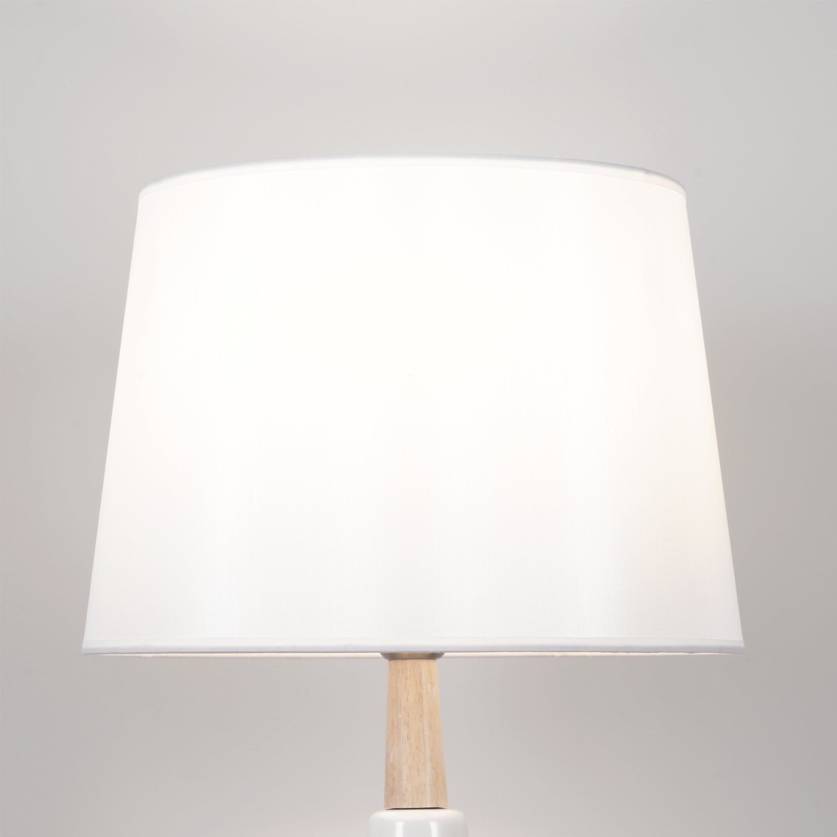 Hilo Table Lamp - Blowlighting