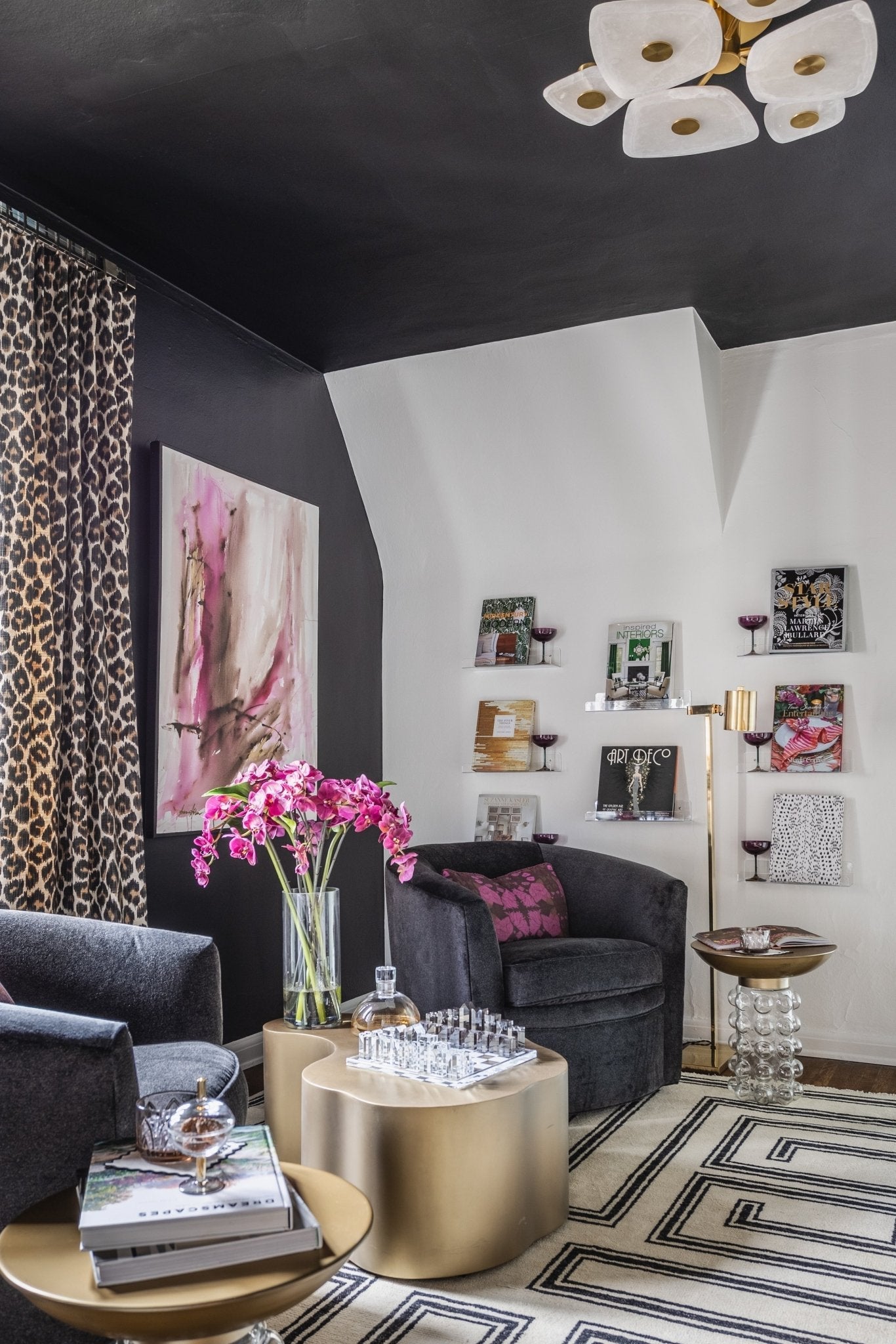 Ilsilyra Petal Shaped Glass Ceiling Light - Blowlighting