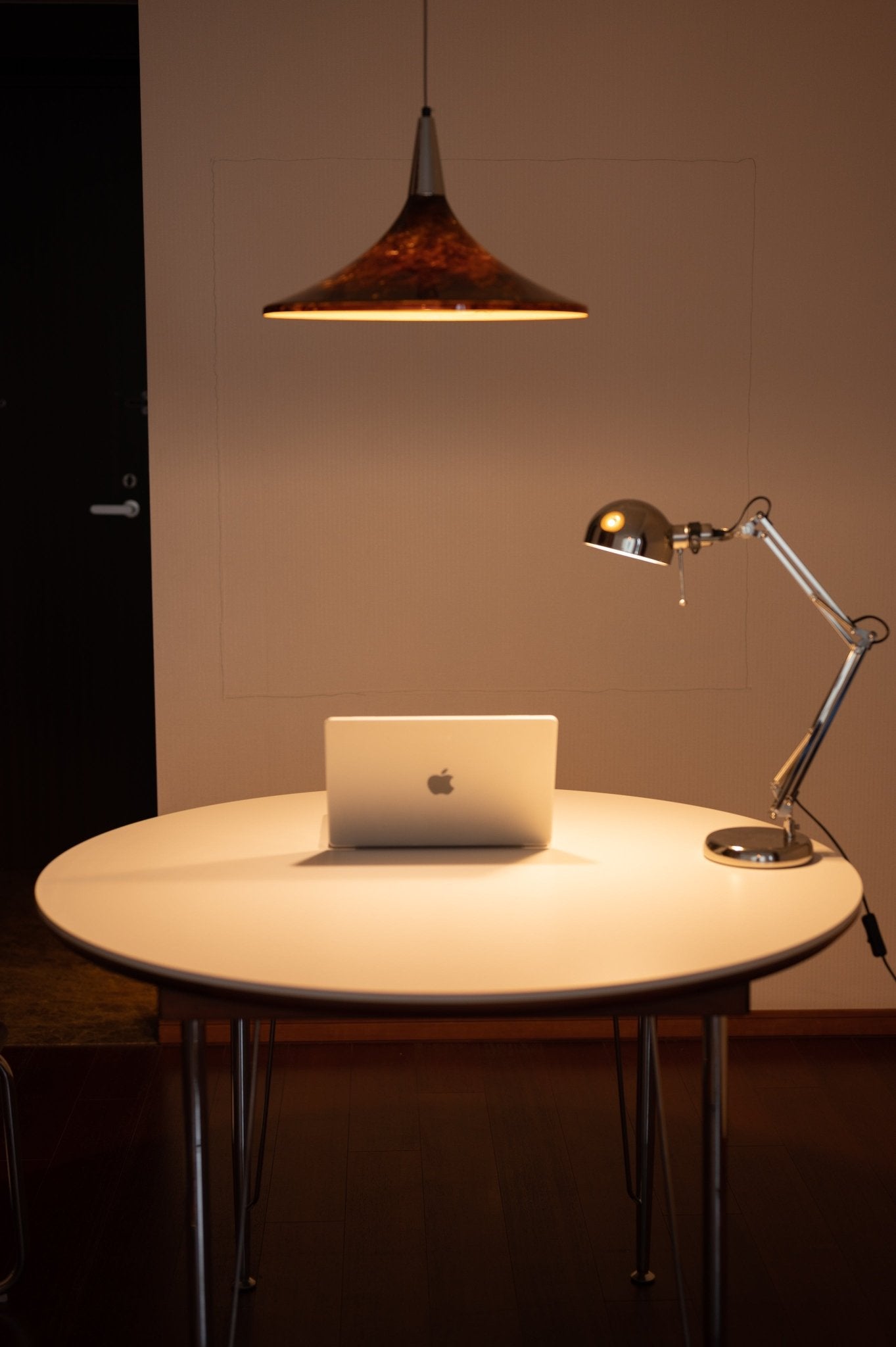 Horn of Light Pendant Lamp - Blowlighting