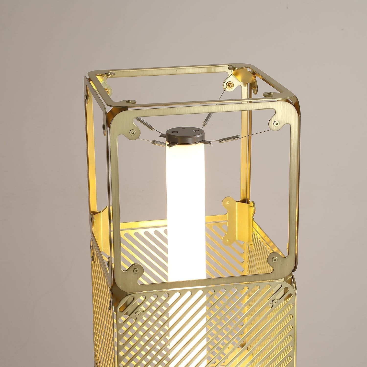 Hyperqube Floor Lamp - Blowlighting