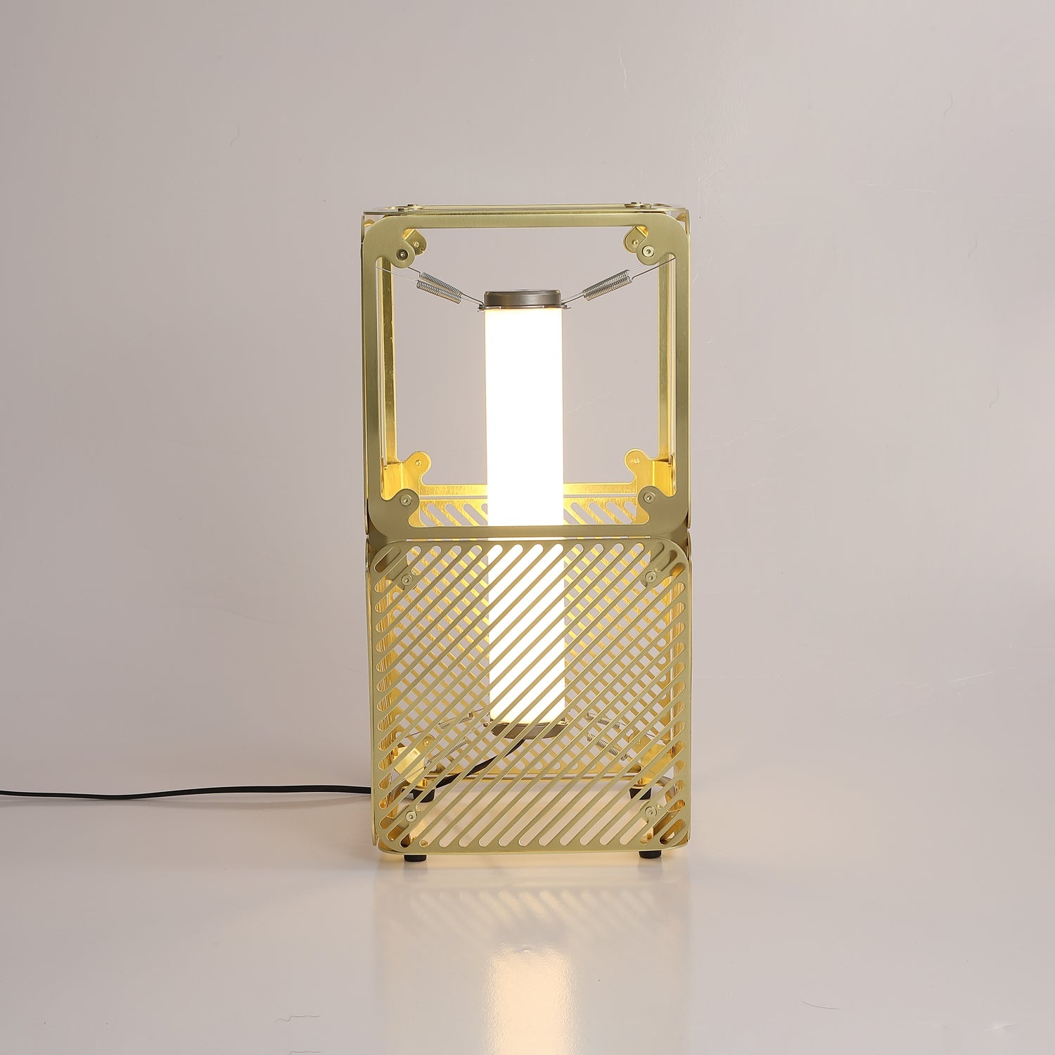 Hyperqube Table Lamp - Blowlighting