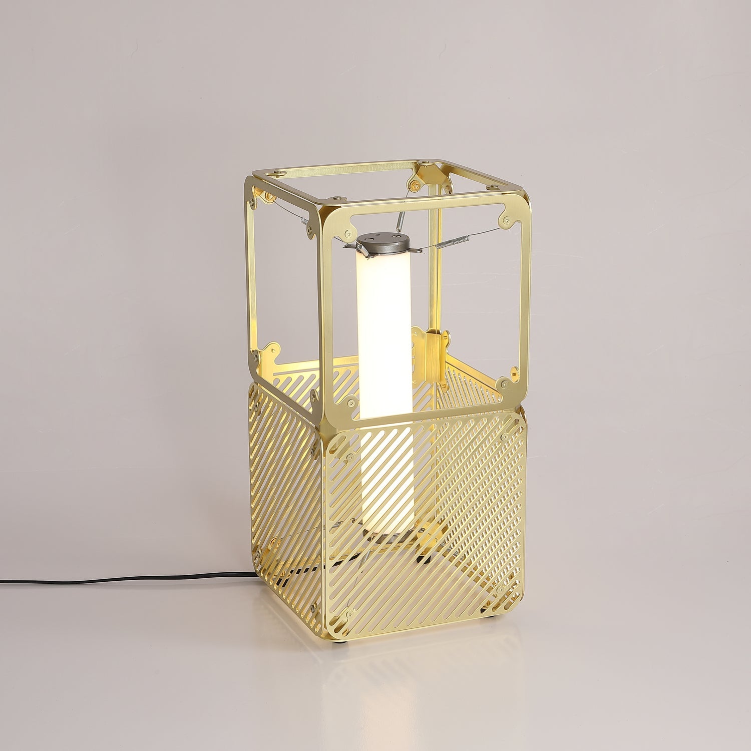 Hyperqube Table Lamp - Blowlighting