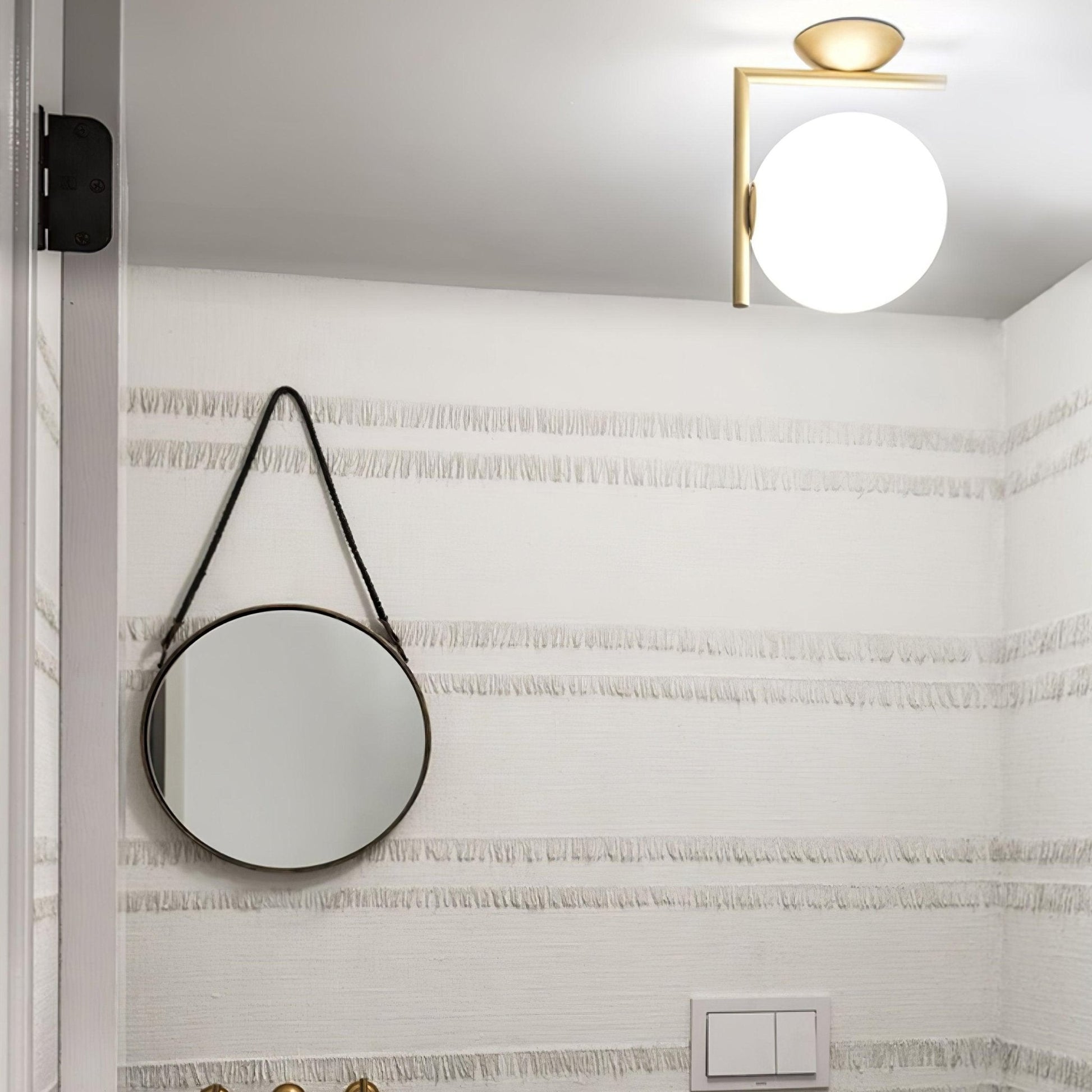 Blown Glass Opal Glass Wall Lamp - Blowlighting