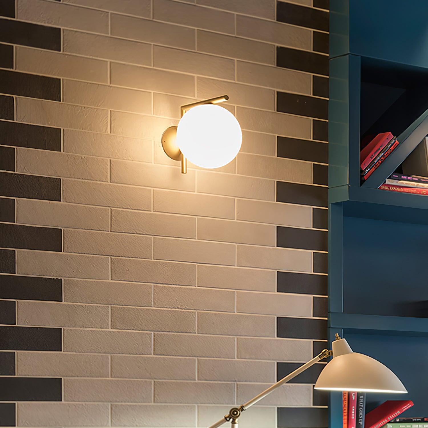 Blown Glass Opal Glass Wall Lamp - Blowlighting