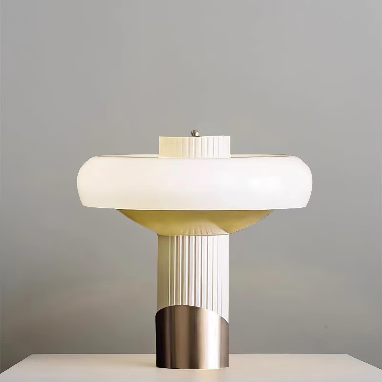 Ilayda Table Lamp - Blowlighting