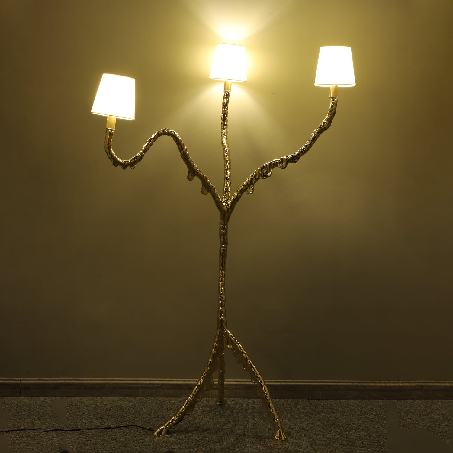 Ines Floor Lamp - Blowlighting