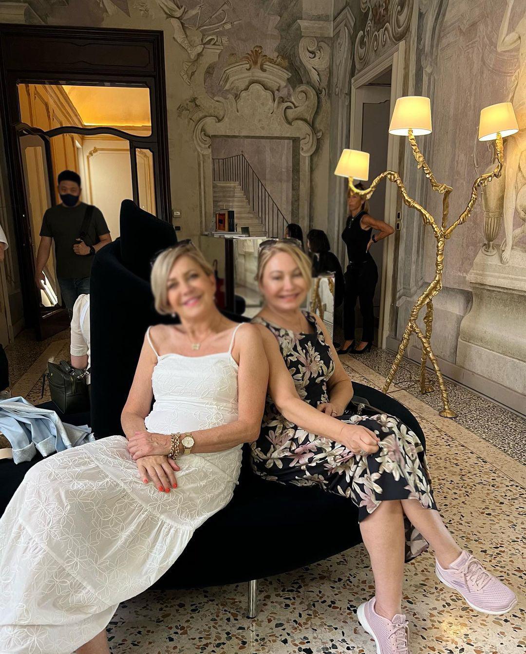 Ines Floor Lamp - Blowlighting