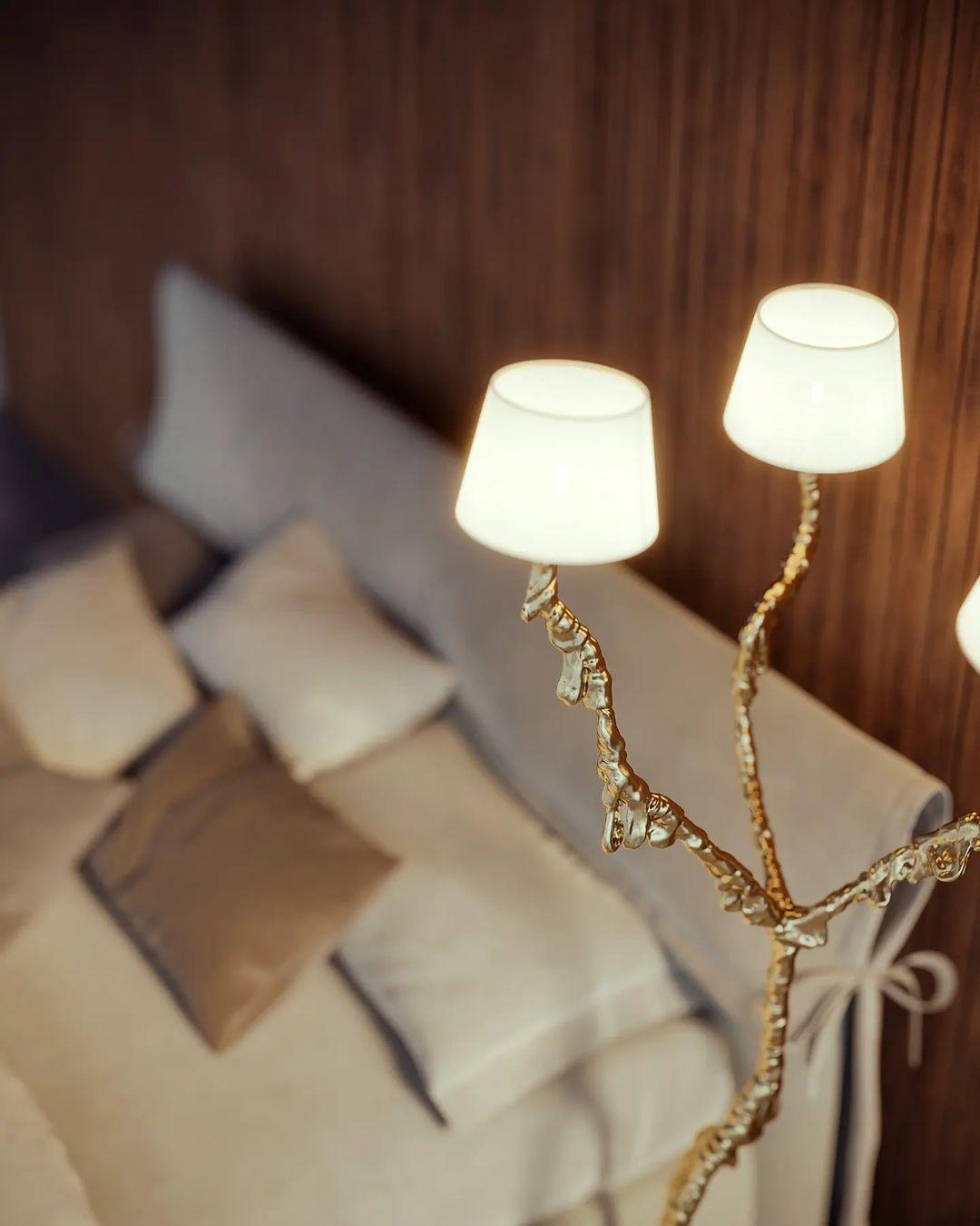 Ines Floor Lamp - Blowlighting