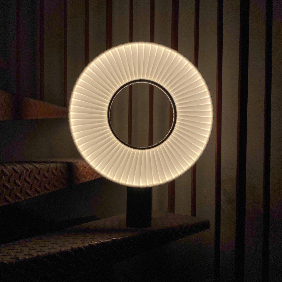 Vespera Table Lamp - Blowlighting