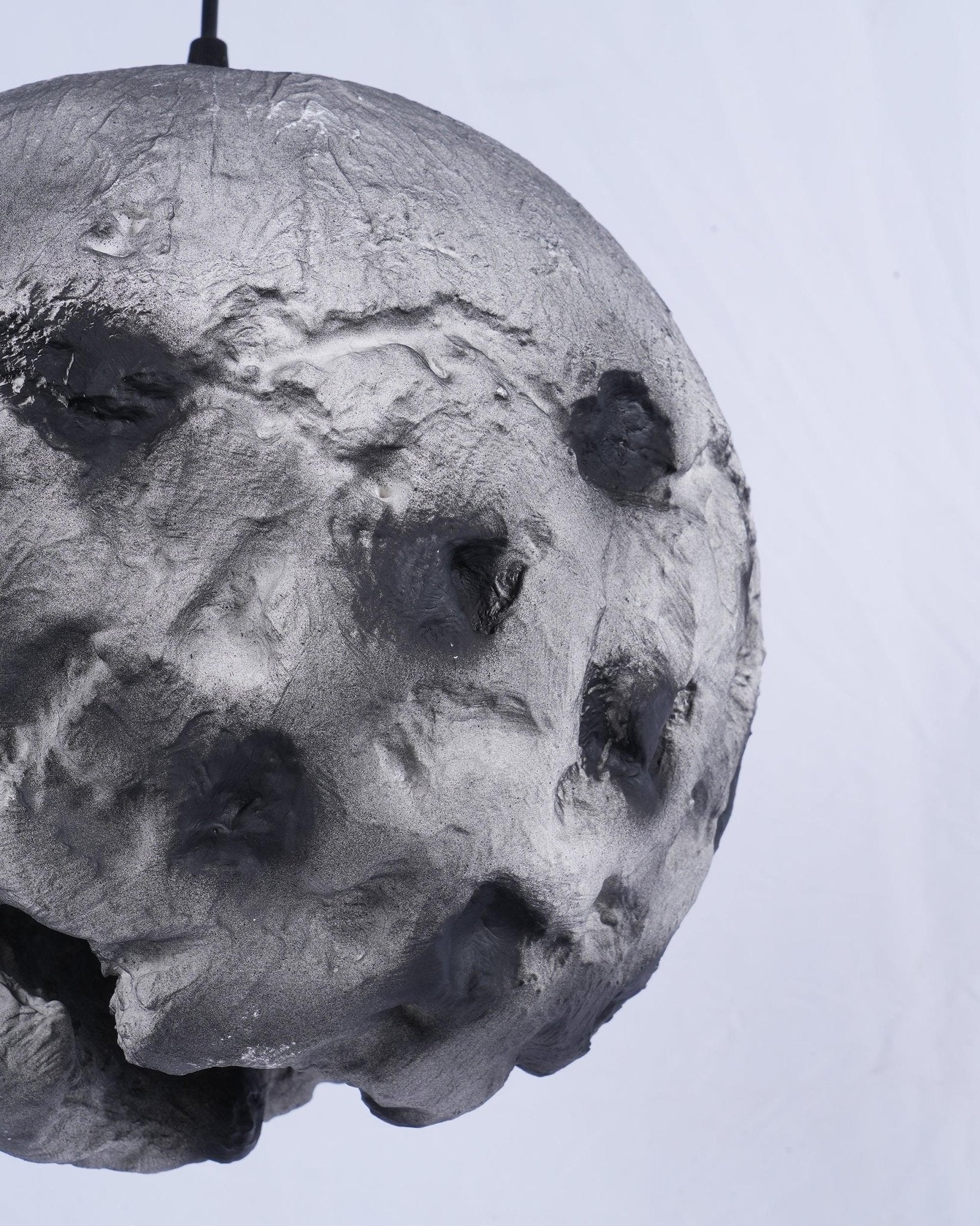 Ilphaara Irregular Planet Metal Plastic Pendant Lamp - Blowlighting