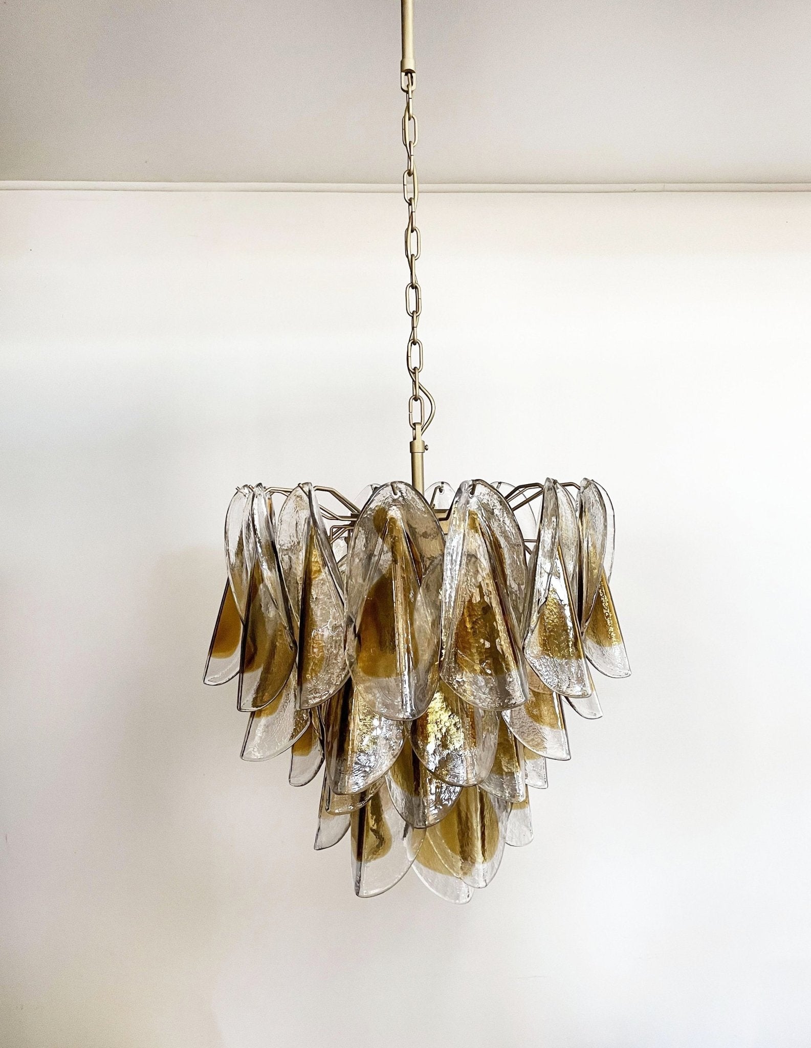 Aurora Chandelier Isabella Gold Petal Layered - Blowlighting