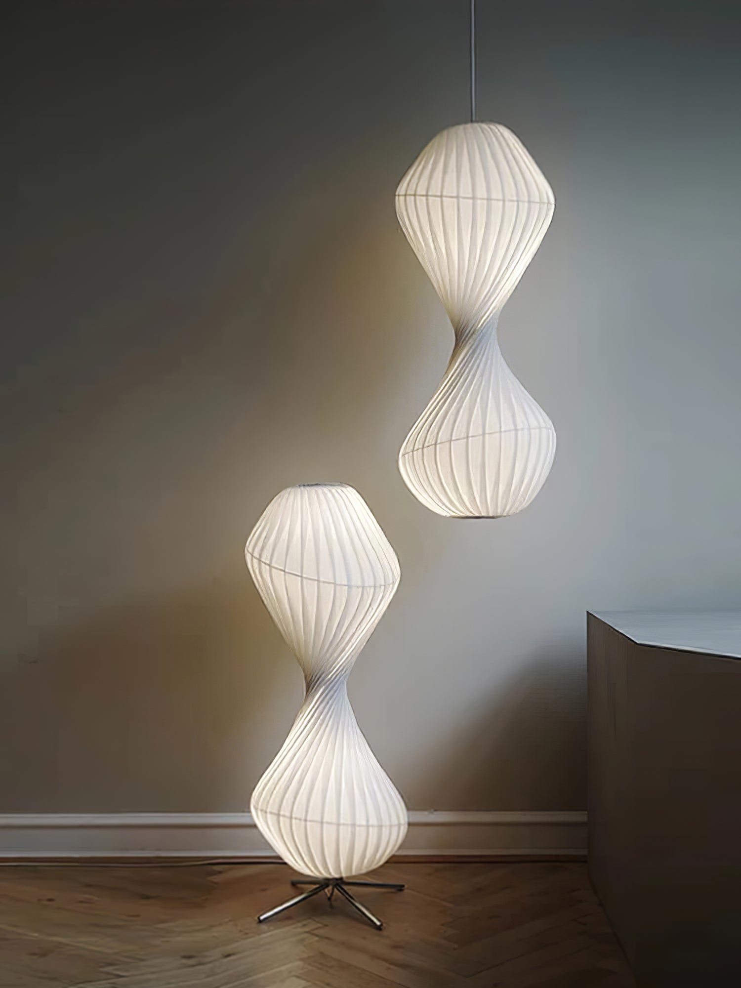 Isadora Pendant Lamp - Blowlighting