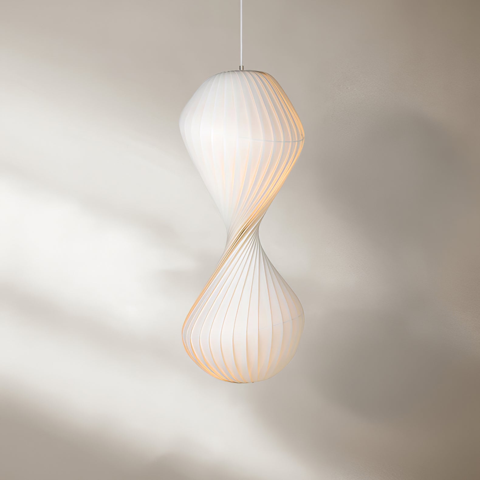 Isadora Pendant Lamp - Blowlighting