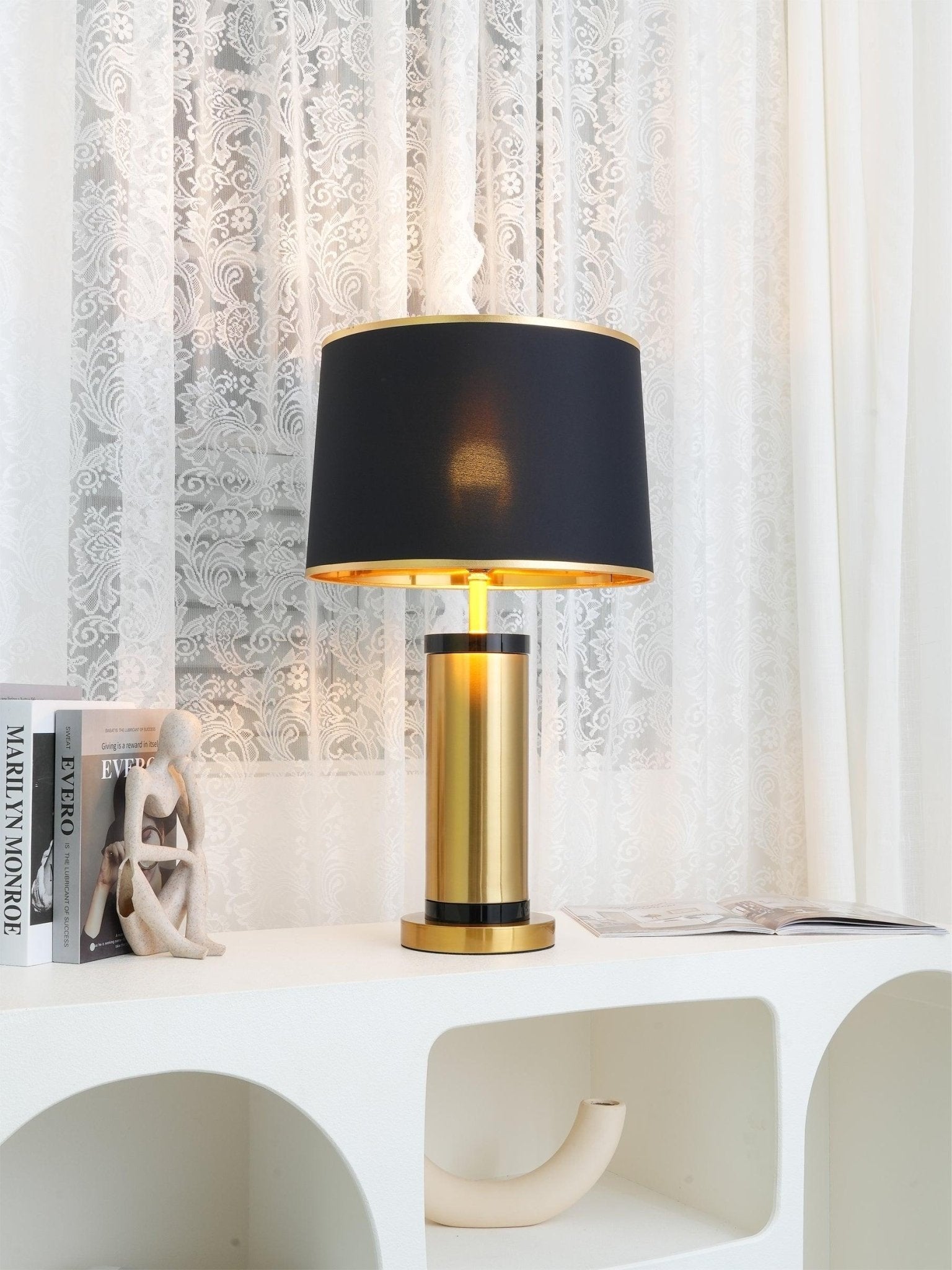 Jaspar Table Lamp - Blowlighting