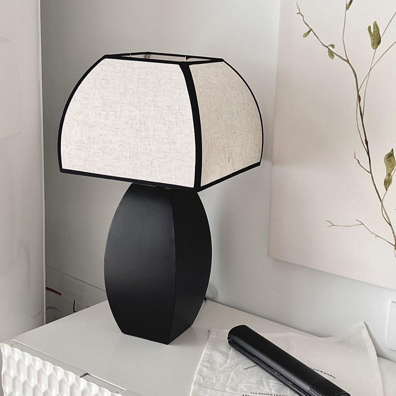 Javier Black Table Lamp - Blowlighting