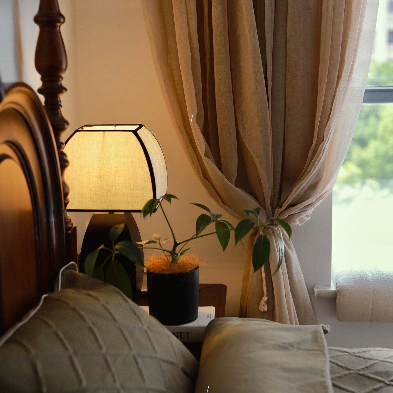 Javier Black Table Lamp - Blowlighting