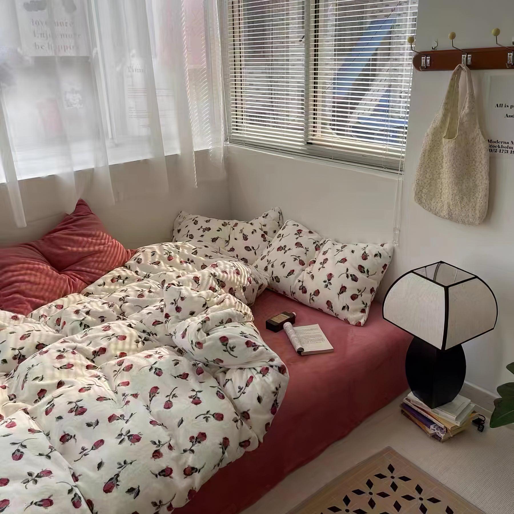 Javier Black Table Lamp - Blowlighting