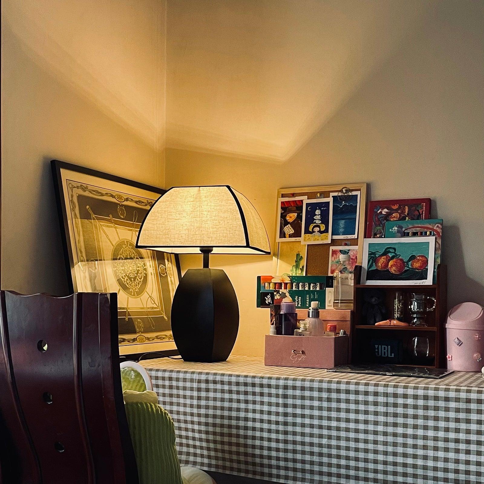 Javier Black Table Lamp - Blowlighting