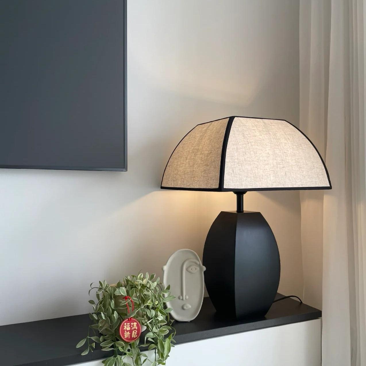Javier Black Table Lamp - Blowlighting