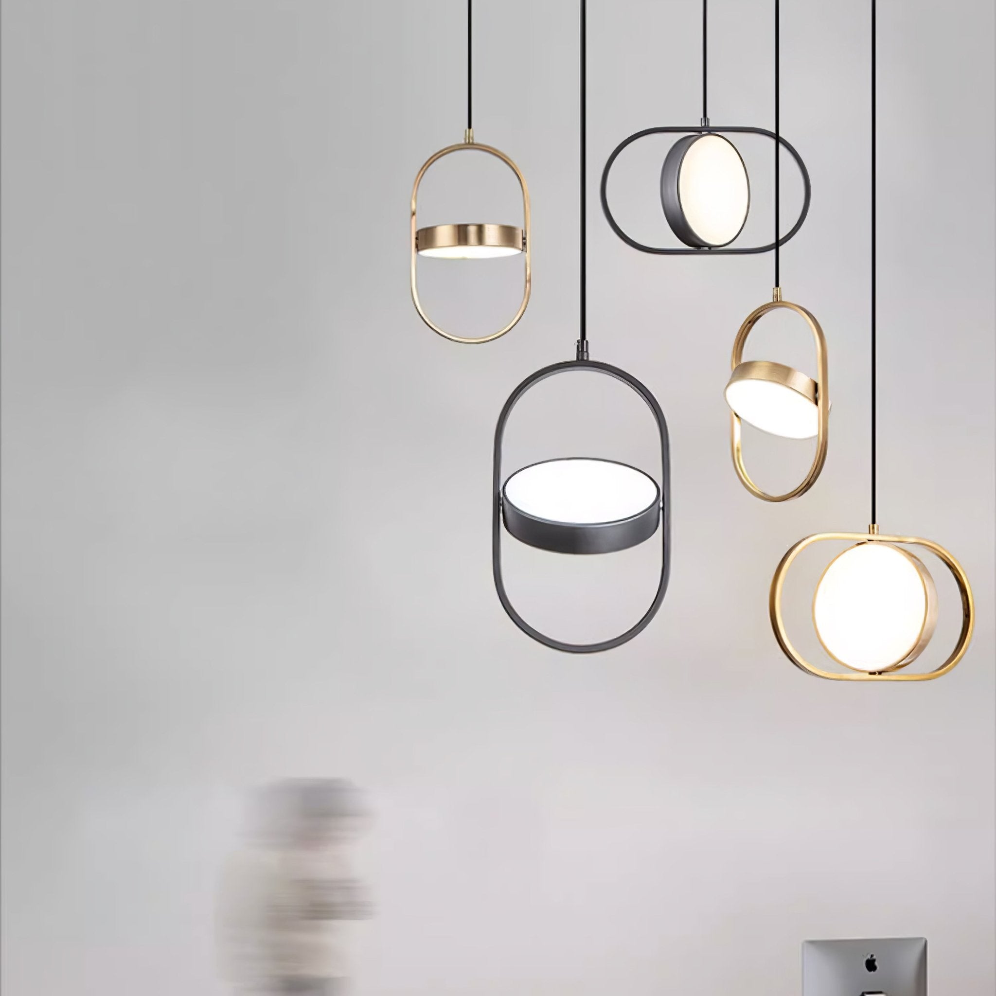 KUU Pendant Light - Blowlighting