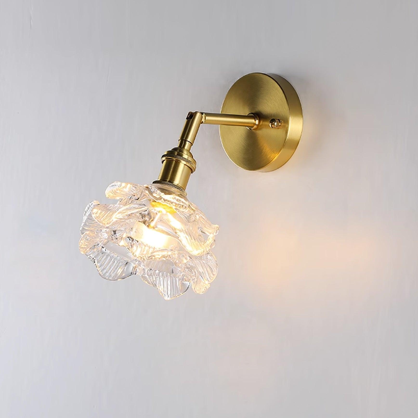 Petal Vintage Brass Wall Lamp - Blowlighting