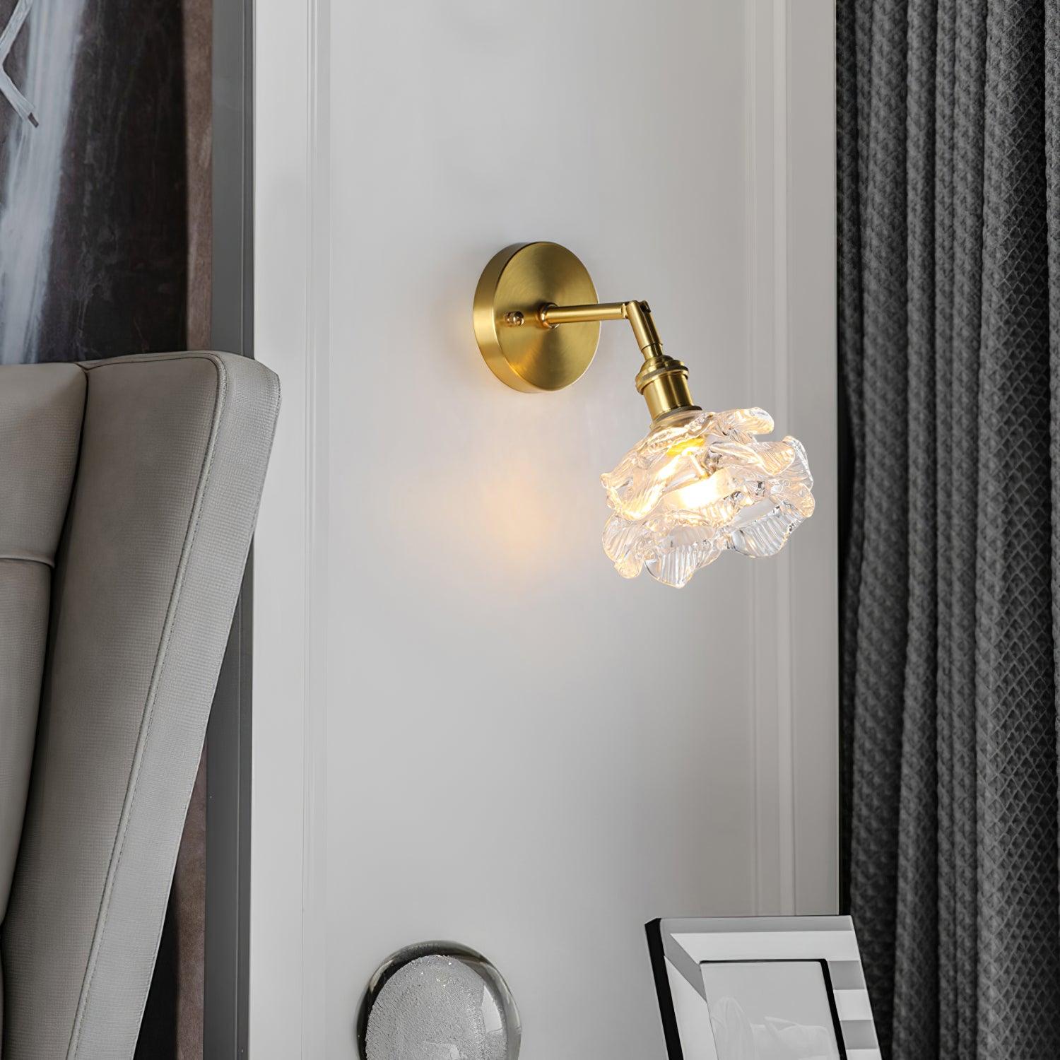Petal Vintage Brass Wall Lamp - Blowlighting