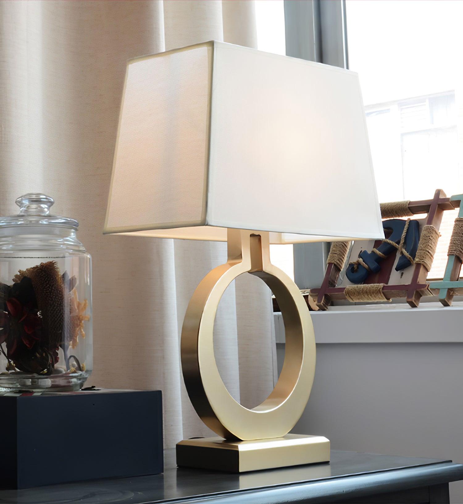 Keyhole Ring Table Lamp - Blowlighting