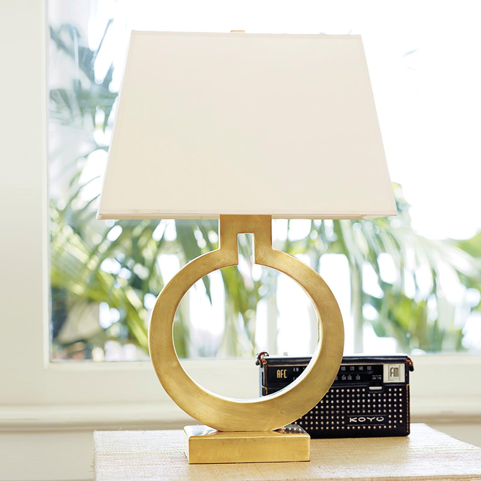 Keyhole Ring Table Lamp - Blowlighting