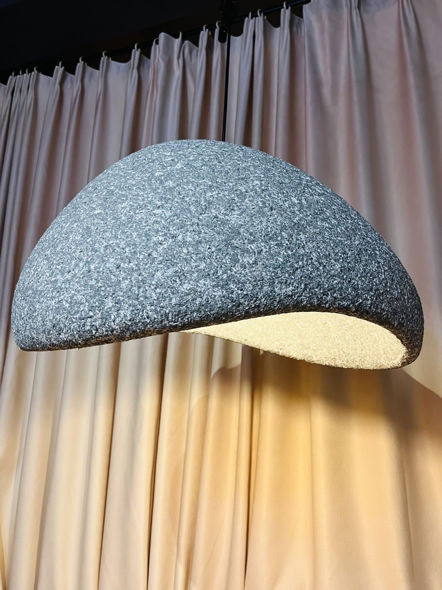 Khmara Halia Speckled Pendant Lamp - Blowlighting