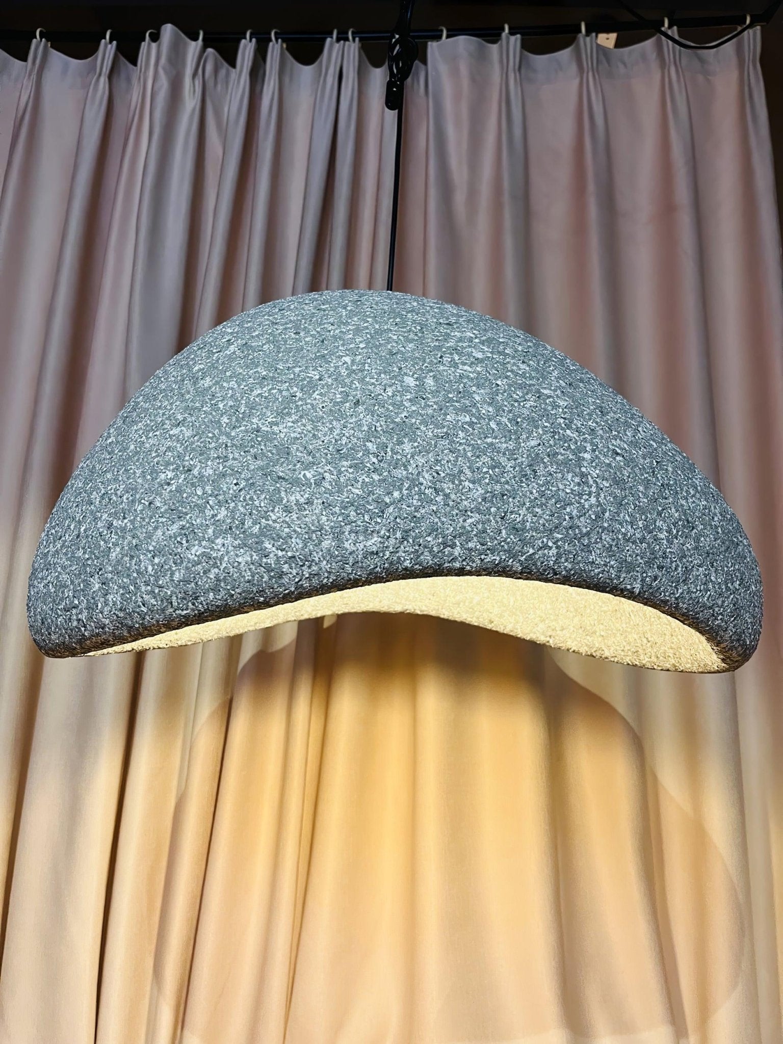 Khmara Halia Speckled Pendant Lamp - Blowlighting