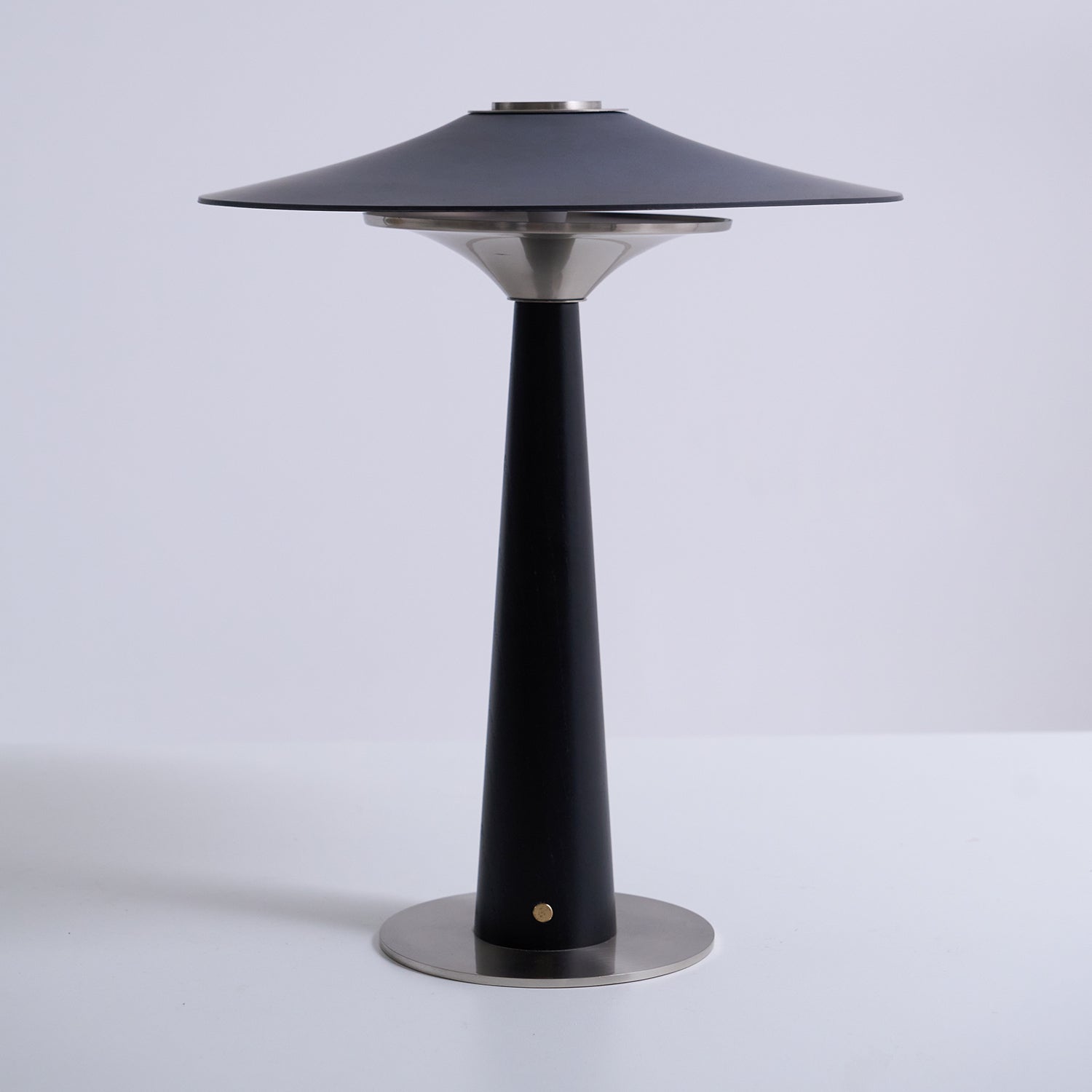 Kizu Peak Table Lamp - Blowlighting