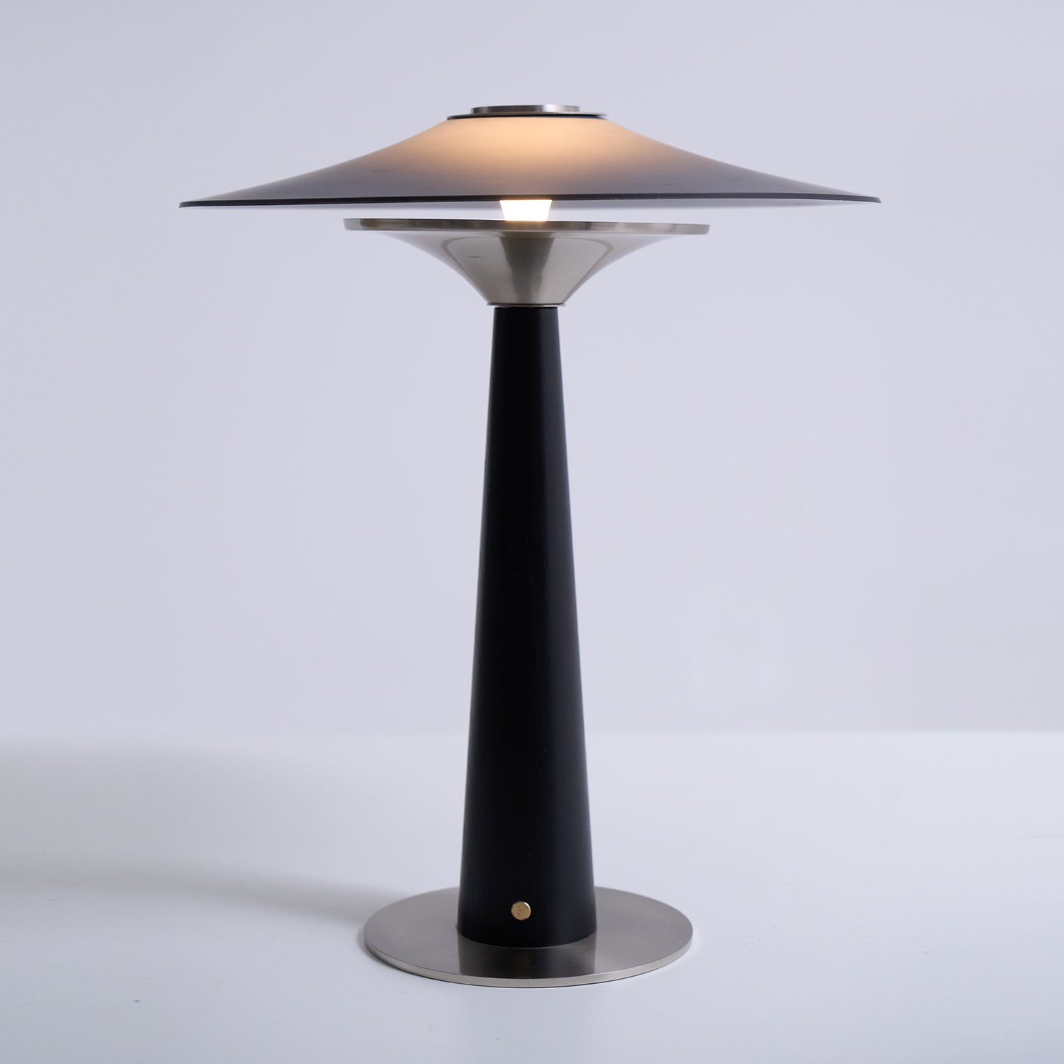 Kizu Peak Table Lamp - Blowlighting