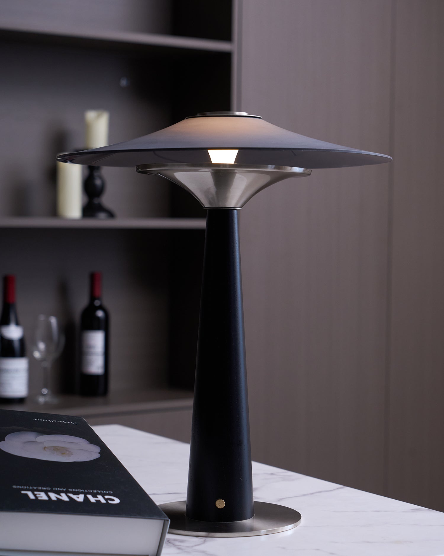 Kizu Peak Table Lamp - Blowlighting