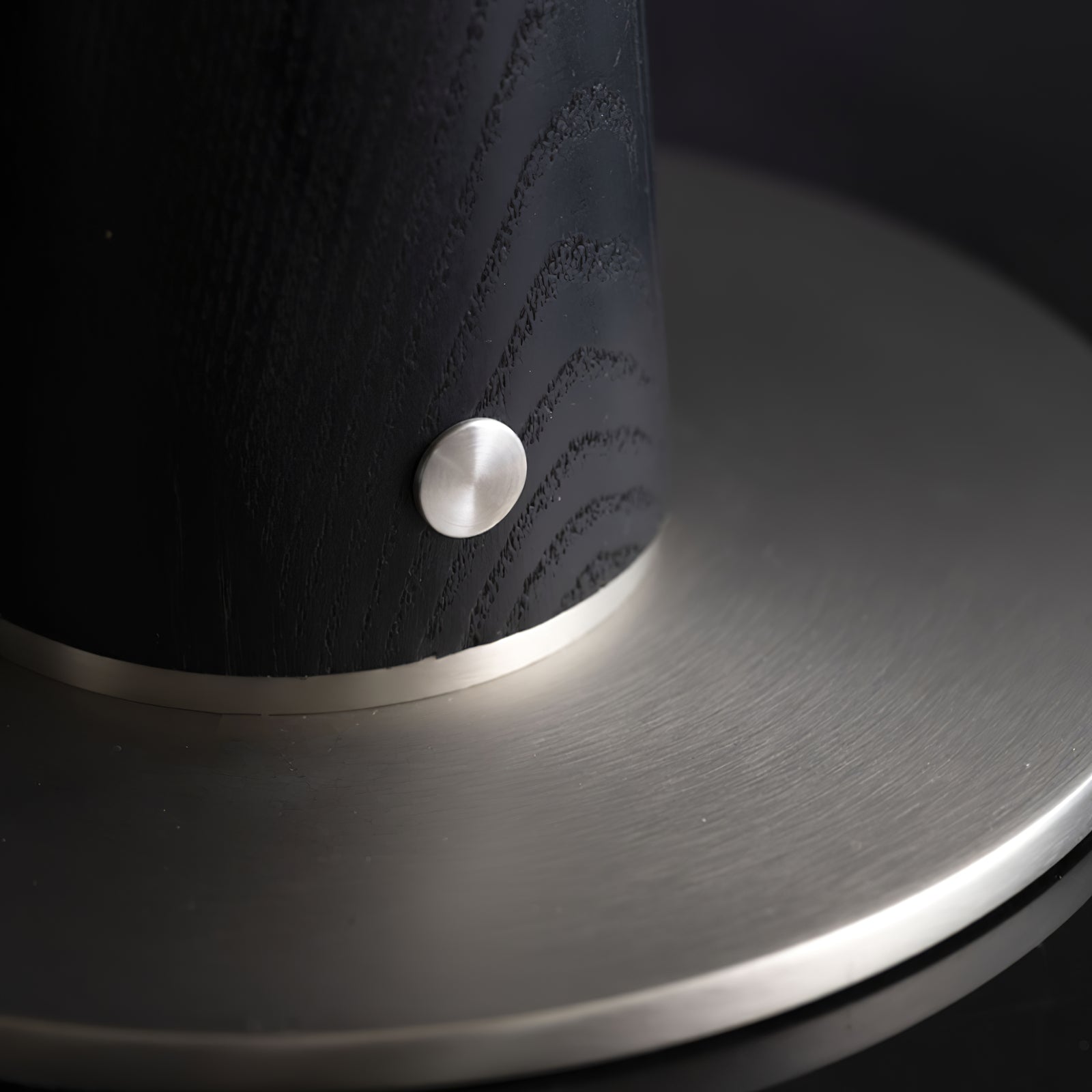 Kizu Peak Table Lamp - Blowlighting