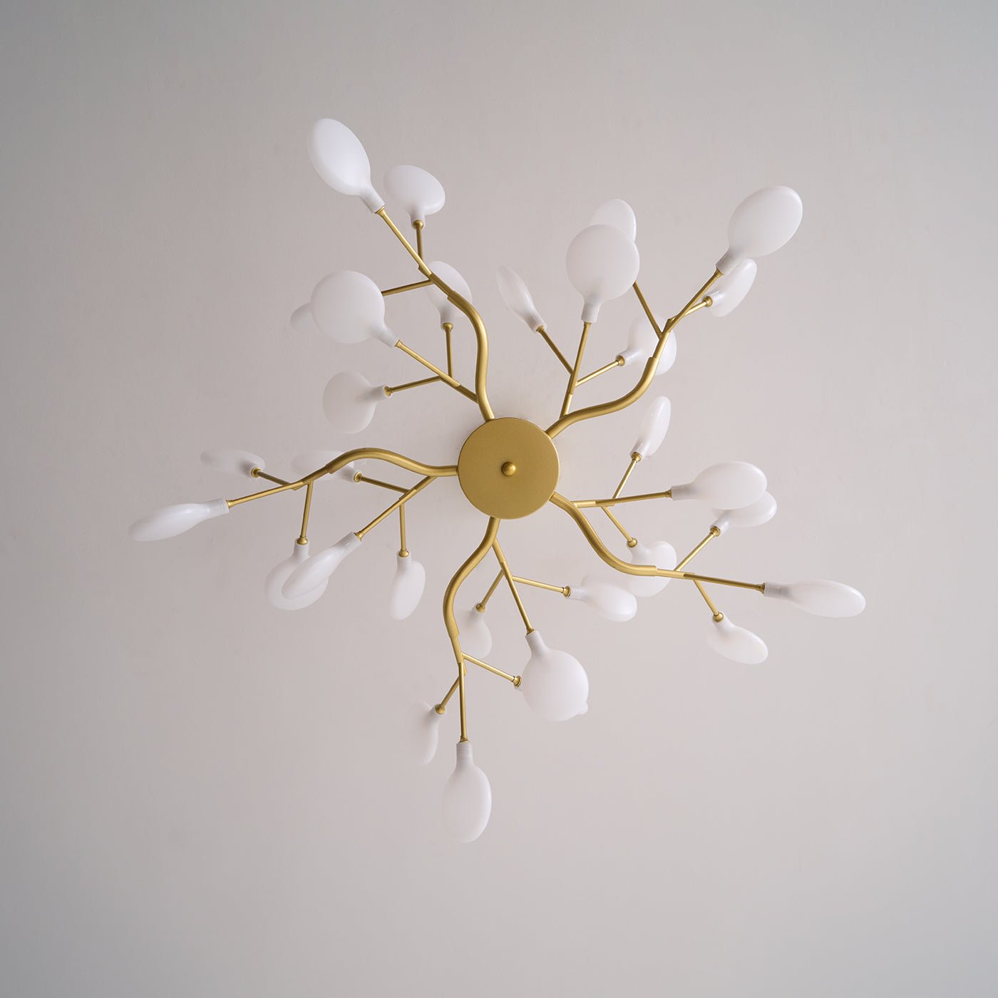 LED Firefly Sputnik Chandelier - Blowlighting