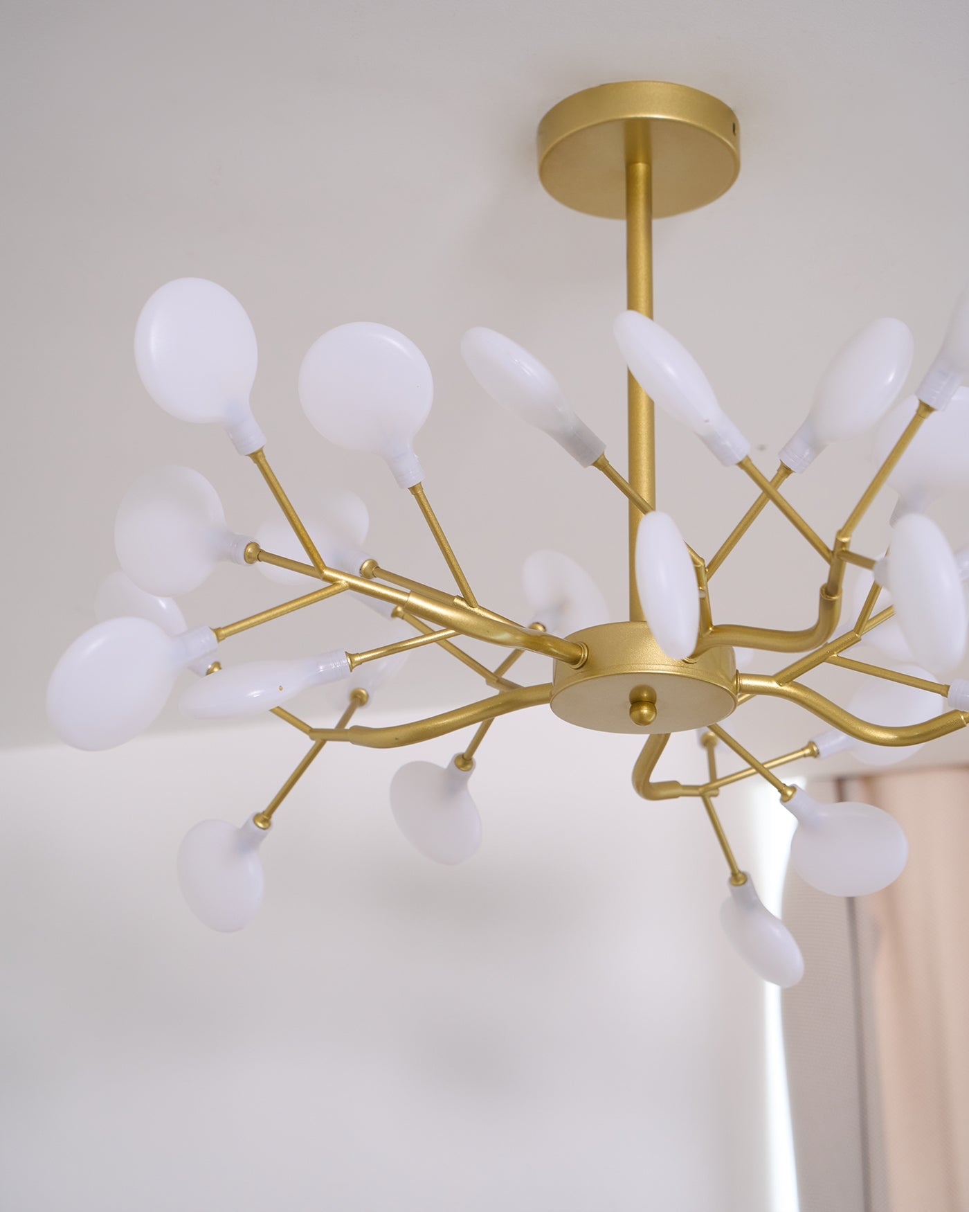 LED Firefly Sputnik Chandelier - Blowlighting