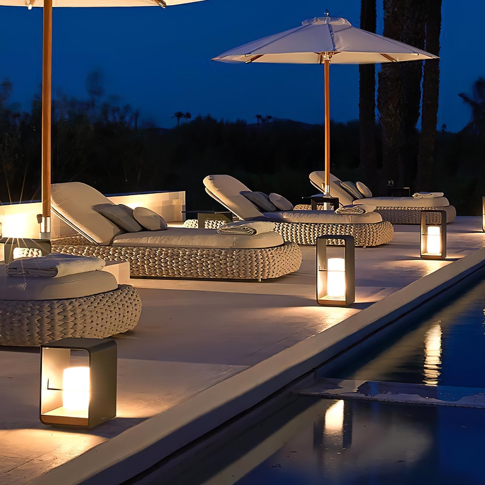 LED Lantern Garden Outdoor Light - Blowlighting