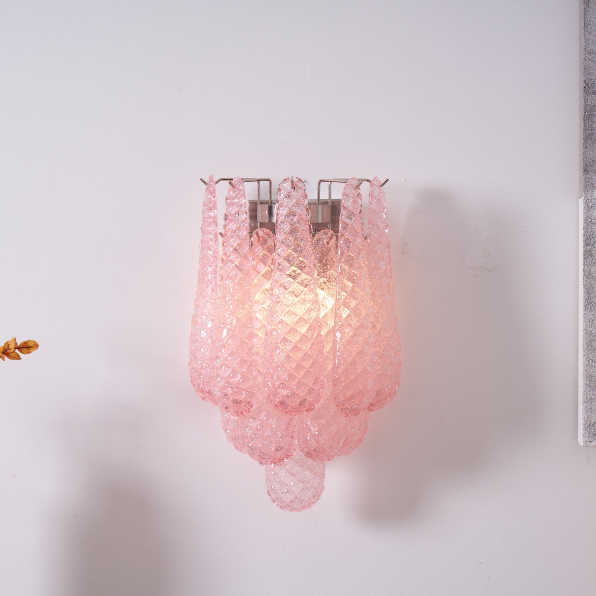 Aurora Wall Lamp Pink Teardrop Glass Floral Artistic - Blowlighting