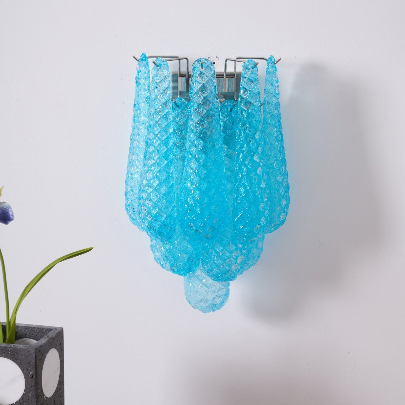 Aurora Wall Lamp Pink Teardrop Glass Floral Artistic - Blowlighting