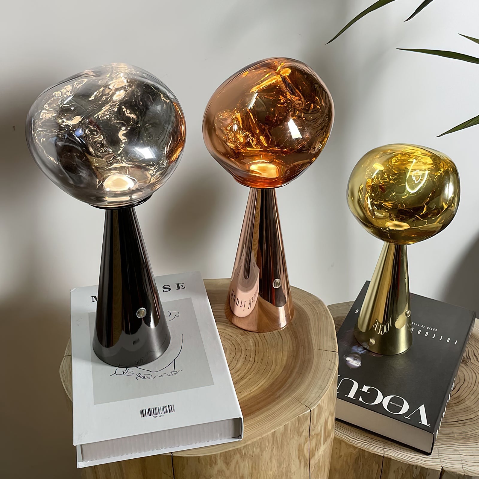 Lava Rechargeable Table Lamp - Blowlighting