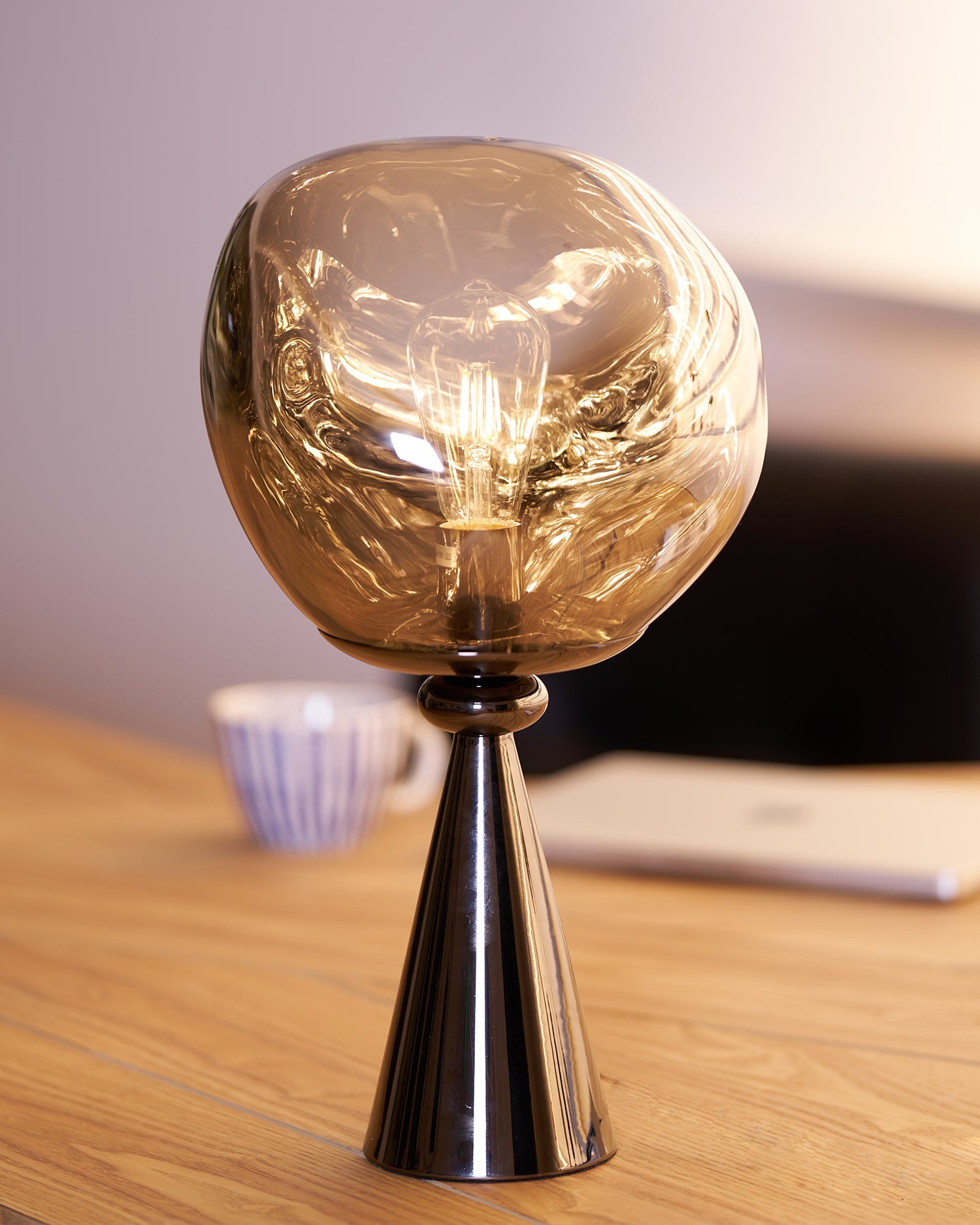 Lava Cone Table Lamp - Blowlighting