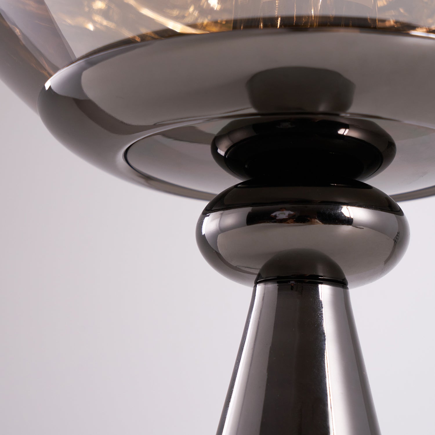 Lava Cone Table Lamp - Blowlighting