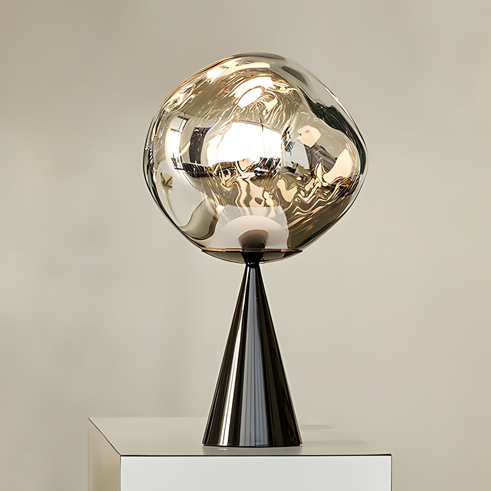 Lava Rechargeable Table Lamp - Blowlighting