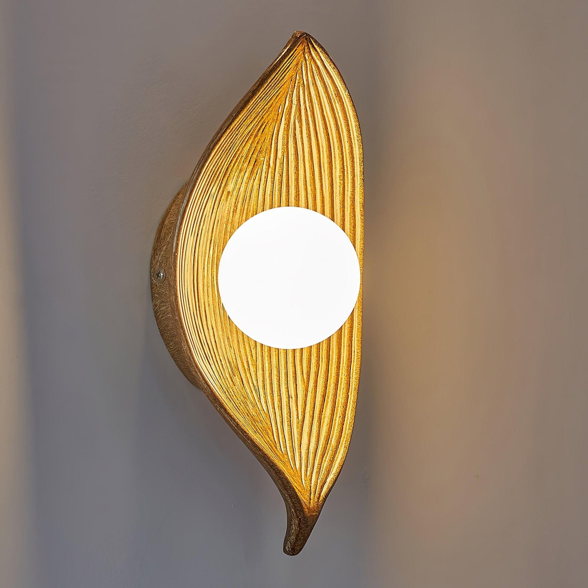 Leaf Canoe Wall Sconce - Blowlighting