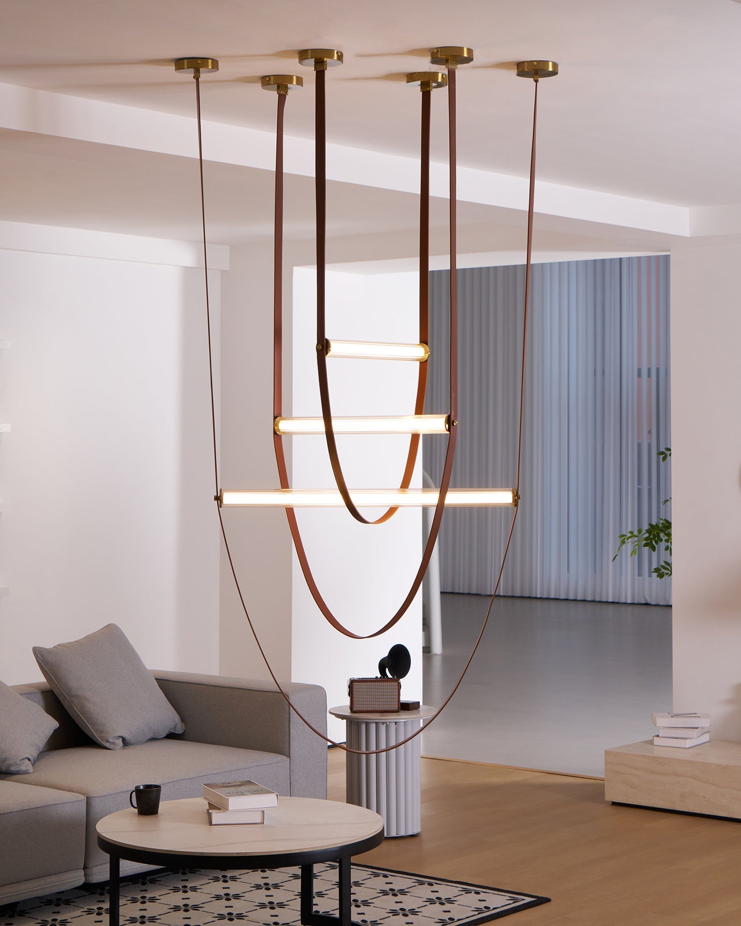 Tracer Belt Pendant Lamp - Blowlighting
