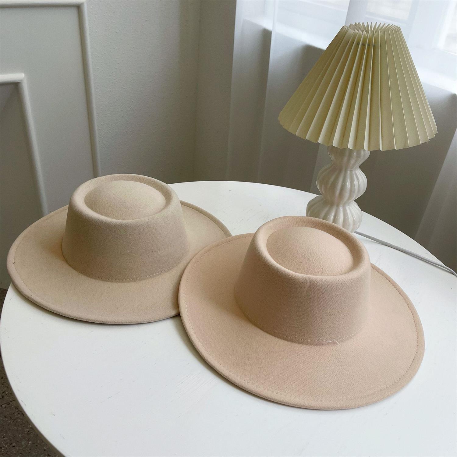 Leo Table lamp - Blowlighting