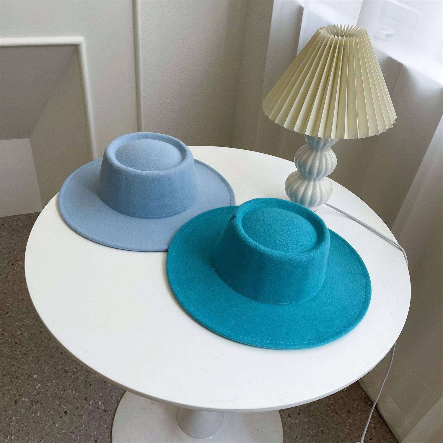 Leo Table lamp - Blowlighting