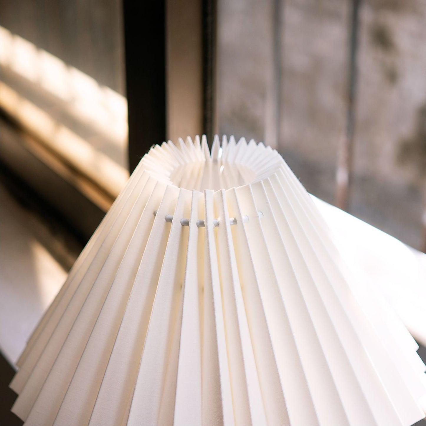 Leo Table lamp - Blowlighting
