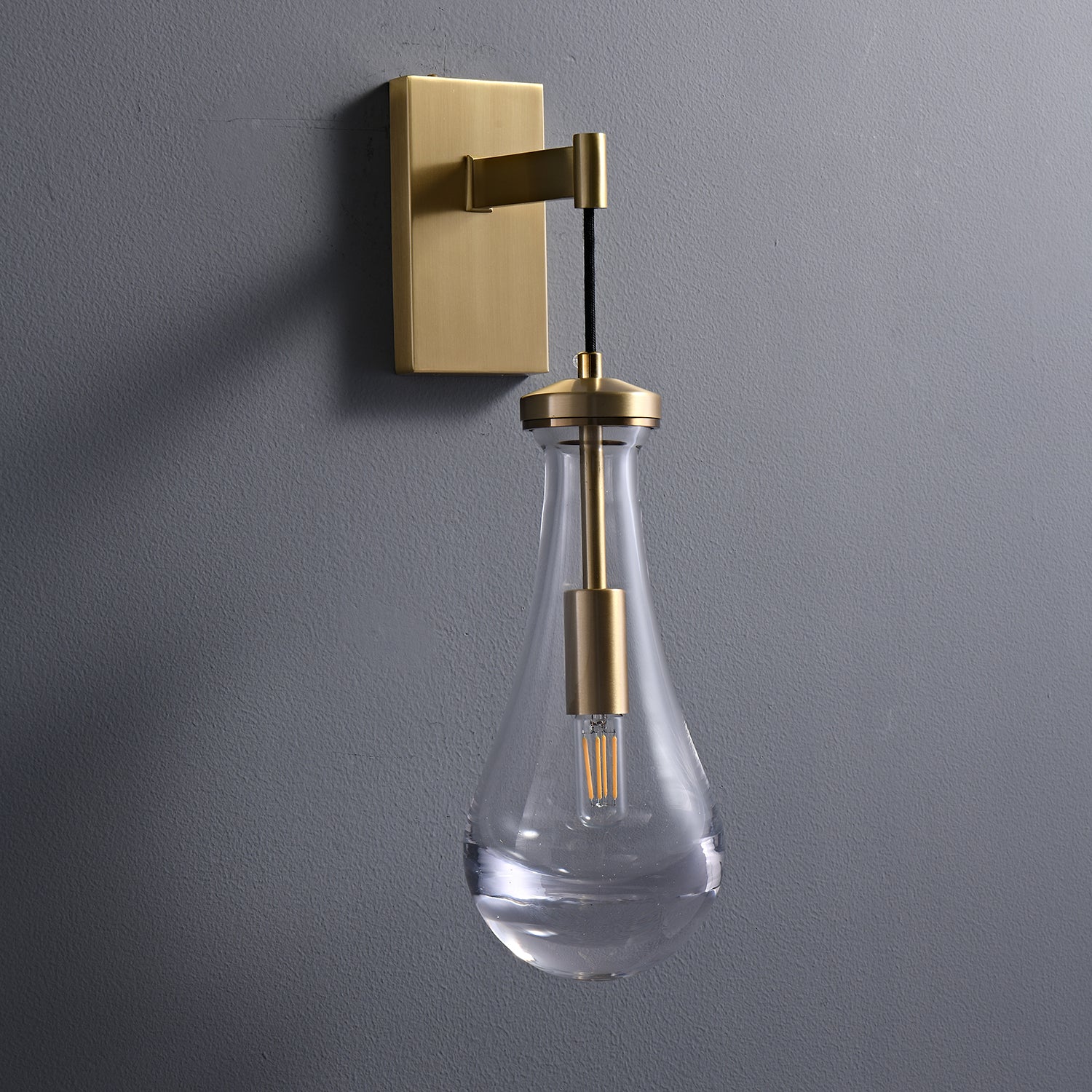 Leontine Glass Wall Lamp - Blowlighting