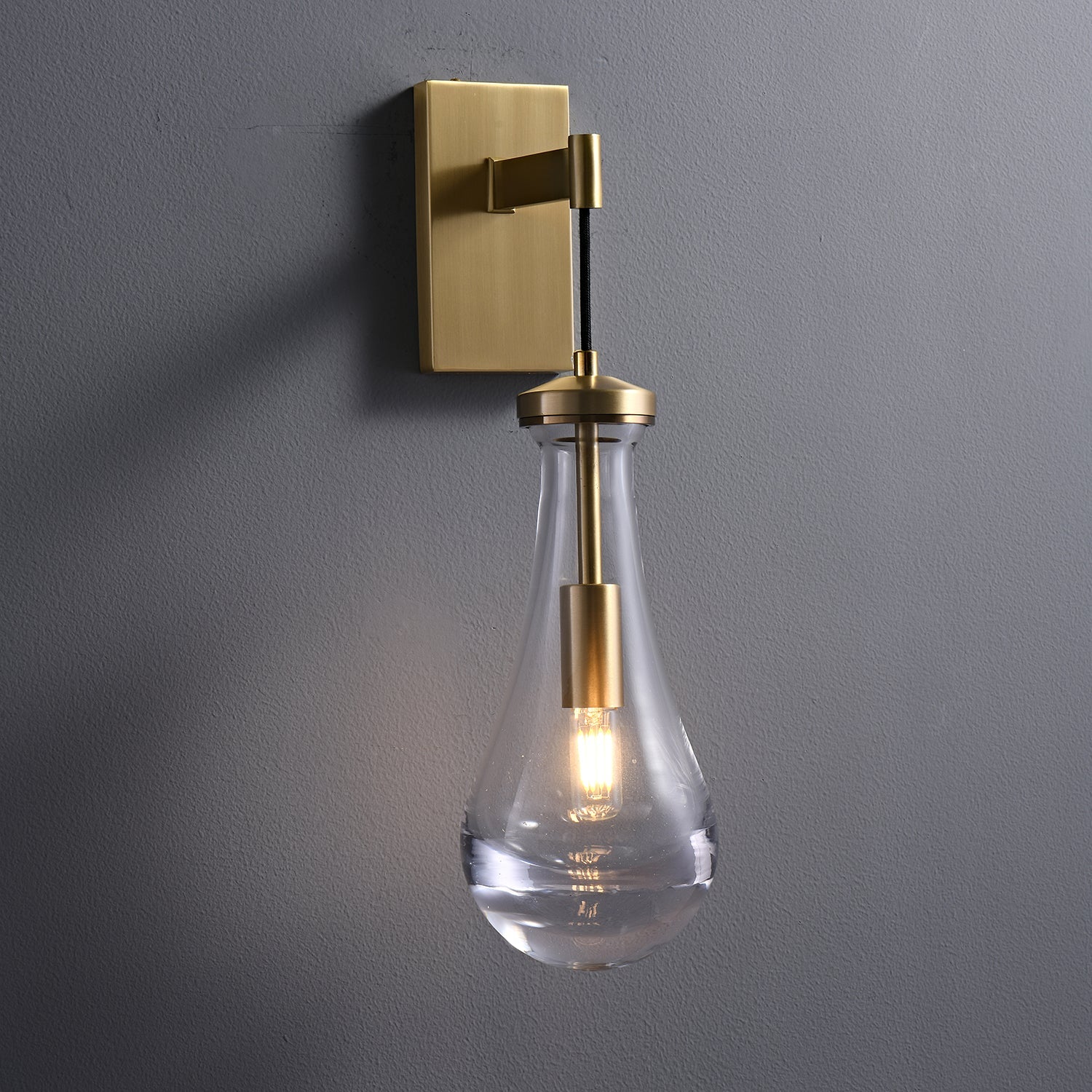 Leontine Glass Wall Lamp - Blowlighting